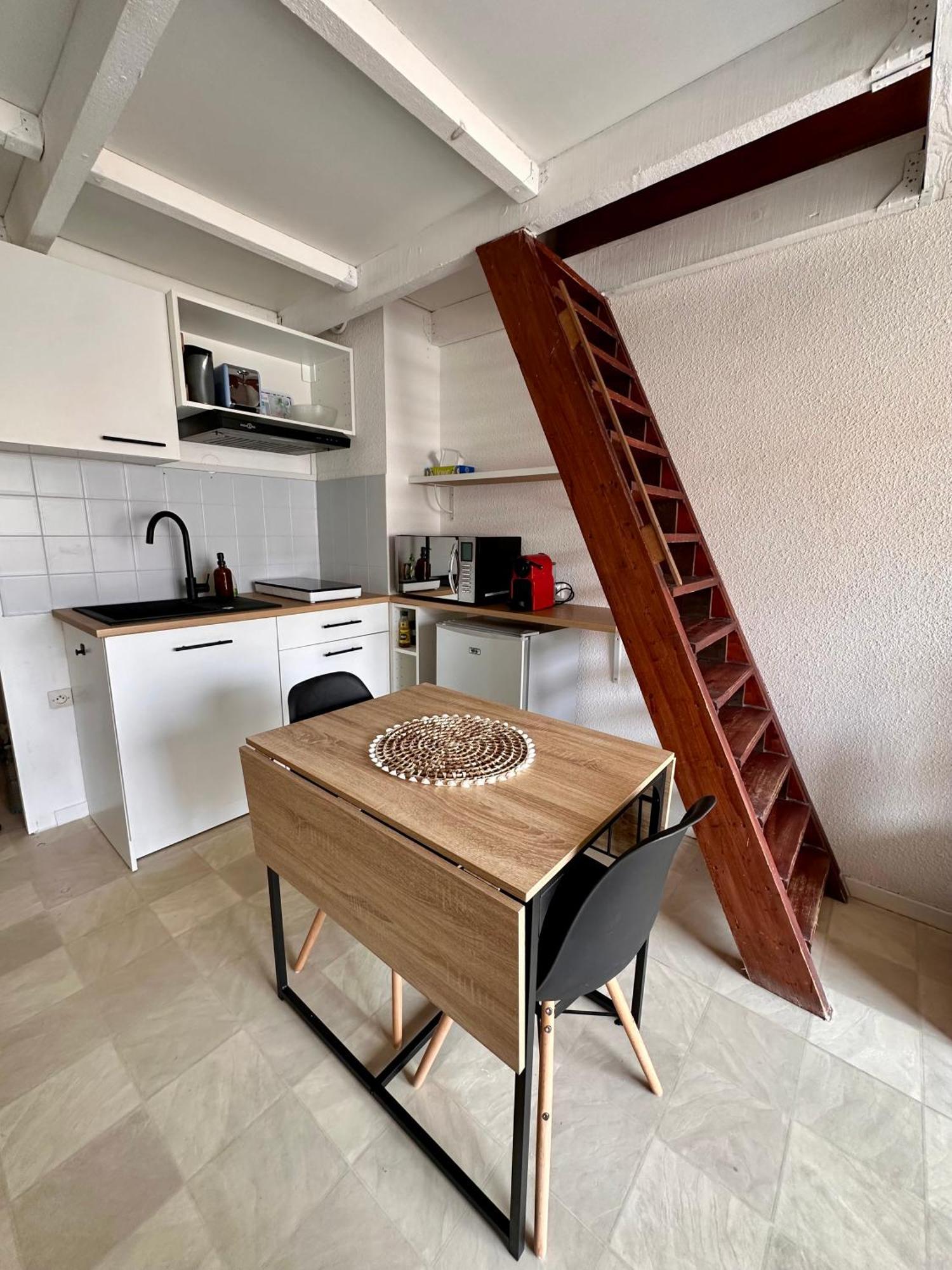 Evasion Setoise - Appartement Avec Balcon Vue Marina, Climatise, Parking - Situe A 200M De La Plage Sete Exterior photo